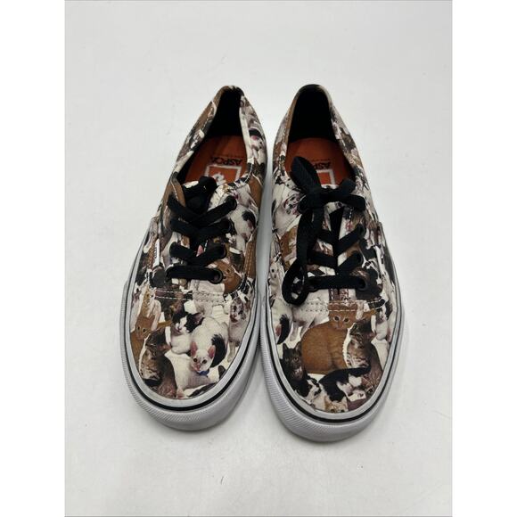 VANS ASPCA Cats Kittens Print Lace Up Unisex Sneakers Women's Size 7.5 Men's 6 - Picture 1 of 9